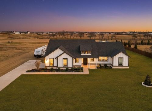 2517 Southern Oak Trl, Terrell, TX, 75161-1202 | Card Image