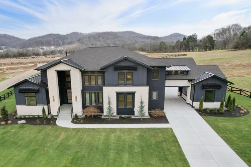 1835 Dartmouth Dr, Brentwood, TN, 37027-2158 | Card Image