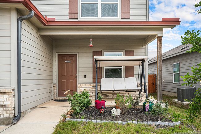 7129 Pisces Way, House other with 3 bedrooms, 3 bathrooms and null parking in Converse TX | Image 5