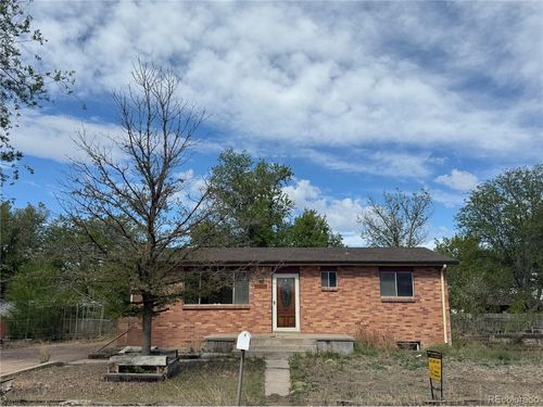 755 S Park Ave, Fort Lupton, CO, 80621 | Card Image
