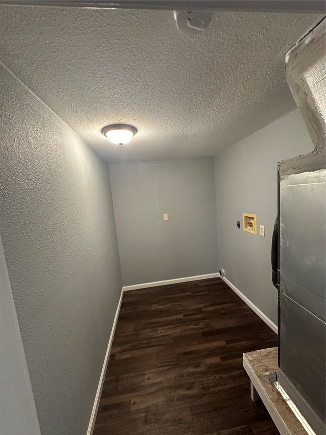 104 E North Main St, House other with 3 bedrooms, 2 bathrooms and null parking in Blooming Grove TX | Image 9