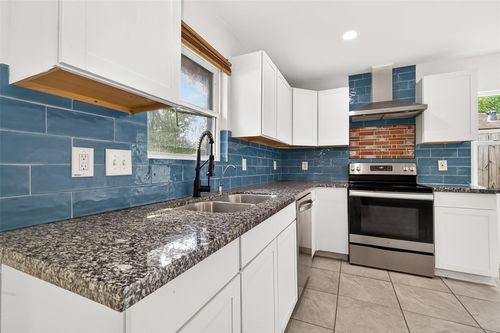 29311 Raestone St, Spring, TX, 77386-2448 | Card Image