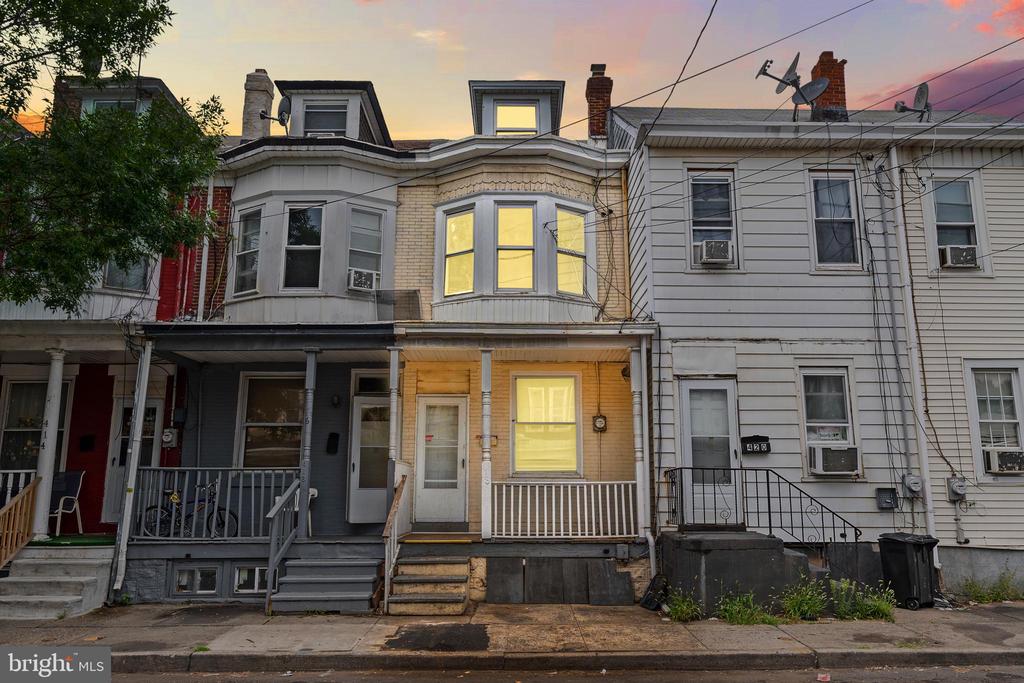 Liberty St, Trenton, NJ 08611