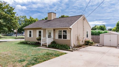 709 Judy Ct, Mason, MI, 48854-2025 | Card Image