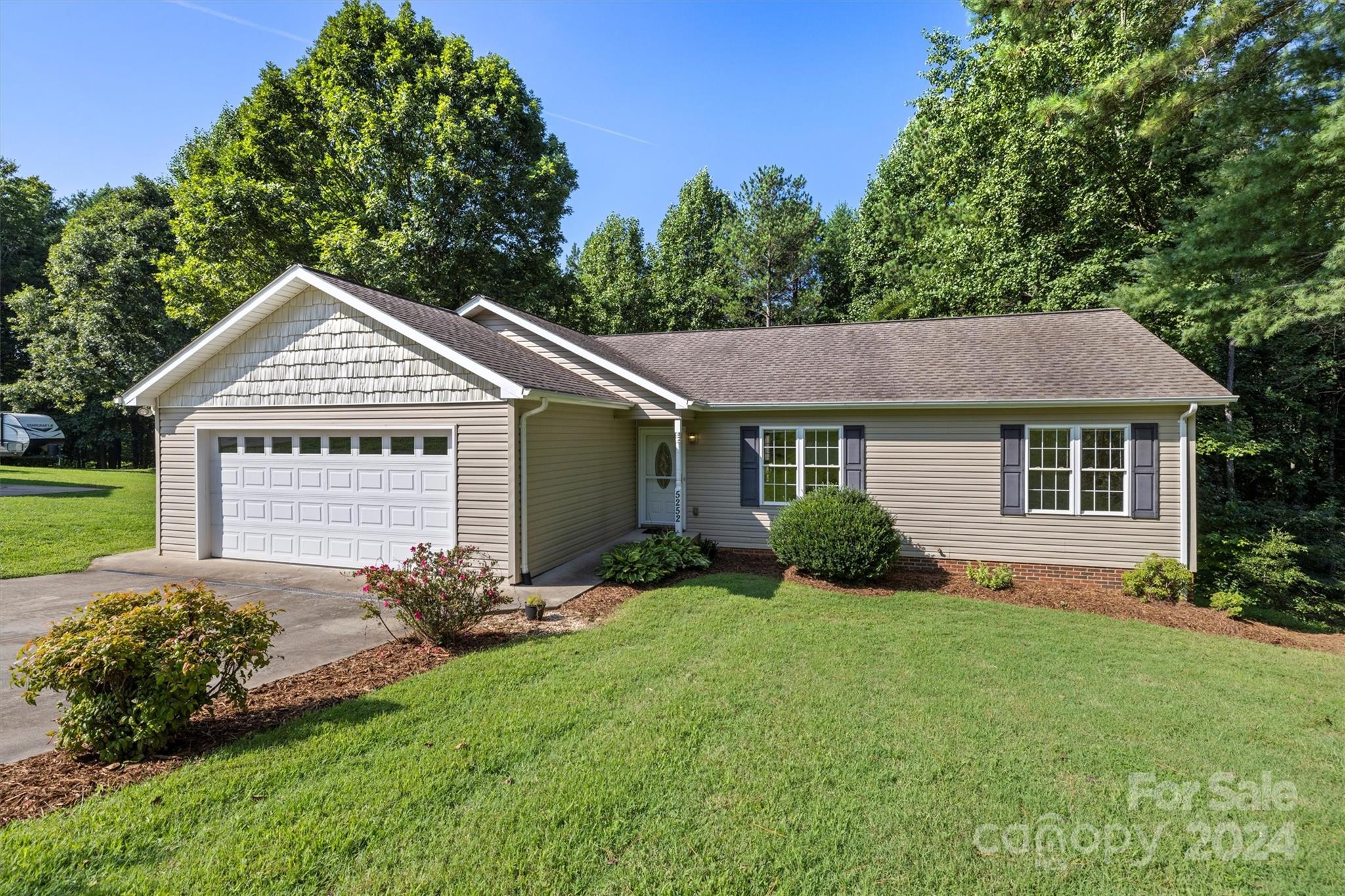 Tornado Cir, Granite Falls, NC 28630