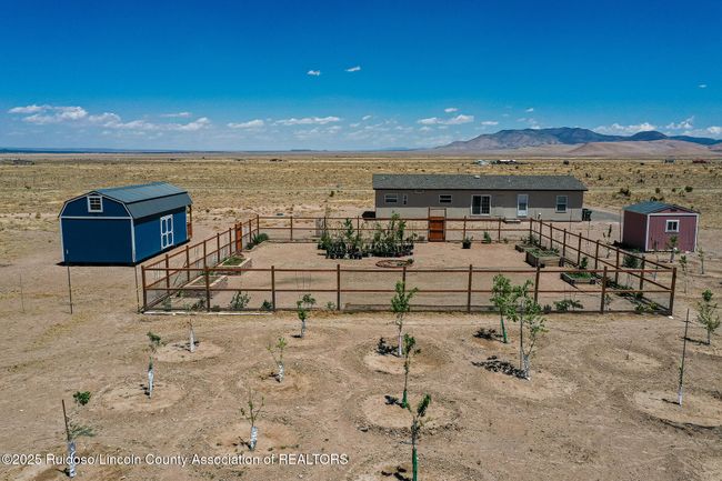 134 Gopher Gulch Loop, House other with 3 bedrooms, 3 bathrooms and null parking in Carrizozo NM | Image 48