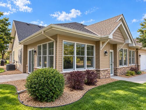468 Hayes Dr, Hastings, MN, 55033-4134 | Card Image