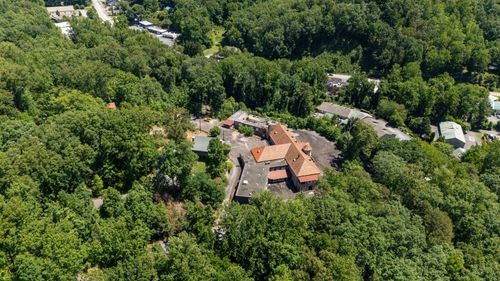 330 Carolina Dr, Tryon, NC, 28782-0015 | Card Image