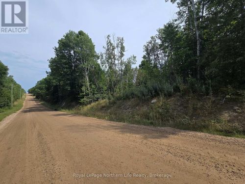 680 Mount Pleasant Rd, Rutherglen, ON, P0H2E0 | Card Image