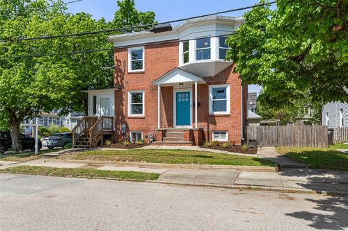 53 Edgewood Ave, Cranston, RI, 02905-1341 | Card Image