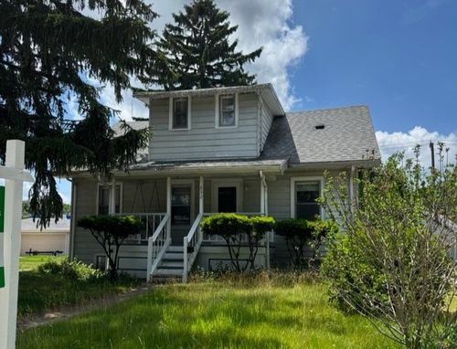 832 Fulton Ave, Winthrop Harbor, IL, 60096-1655 | Card Image