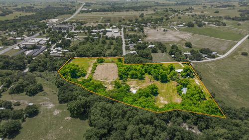 1105 Indian Creek Dr, Comanche, TX, 76442-2940 | Card Image