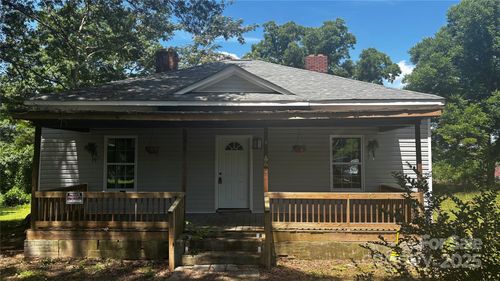 66 Holly St, Great Falls, SC, 29055-1819 | Card Image