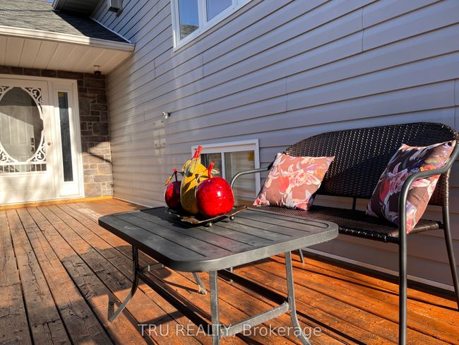 1060 7 Th Line, House other with 5 bedrooms, 3 bathrooms and 10 parking in Carleton Place ON | Image 6