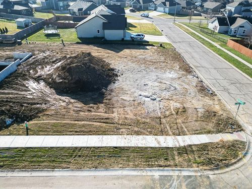 Lot 12 E Stonecreek Ave, Tonganoxie, KS, 66086 | Card Image