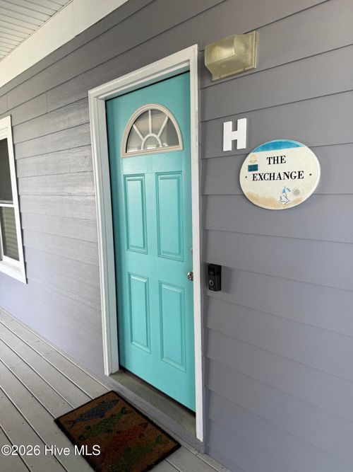 h-108 Pelican Dr, Atlantic Beach, NC, 28512-5109 | Card Image