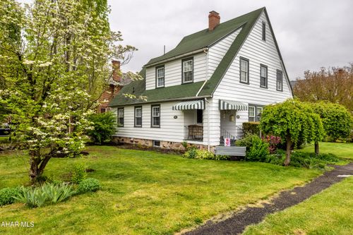 2807 4th Ave, Altoona, PA, 16602-1929 | Card Image