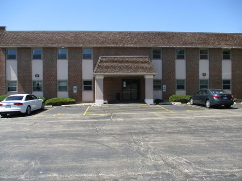 101-3510 Hobson Rd, Woodridge, IL, 60517-1440 | Card Image