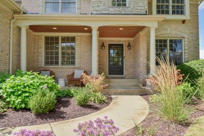 726 Woodbury Court, House other with 5 bedrooms, 3 bathrooms and 3 parking in Sugar Grove IL | Image 2