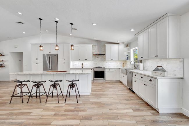 17495 40 Th Run N, House other with 3 bedrooms, 2 bathrooms and null parking in LOXAHATCHEE FL | Image 8
