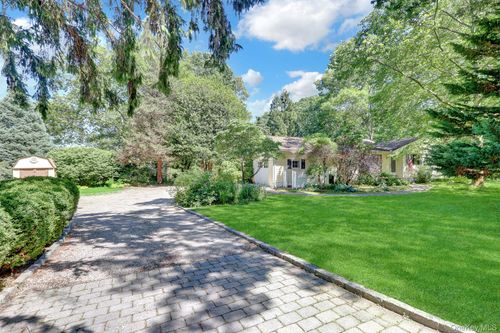 201 Miller Place Rd, Miller Place, NY, 11764-2808 | Card Image