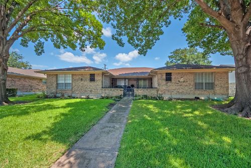 6321 Rincon Way, Dallas, TX, 75214-2040 | Card Image