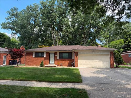 14682 Yale St, Livonia, MI, 48154-5163 | Card Image