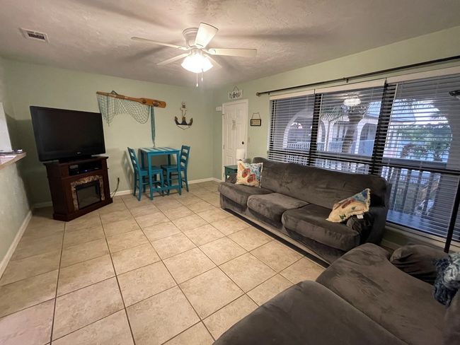 11 - 903 Nw Ave A, Condo with 1 bedrooms, 1 bathrooms and 1 parking in Carrabelle FL | Image 6