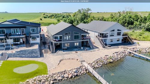176 W Bay Rd, Lake Park, IA, 51347-1062 | Card Image