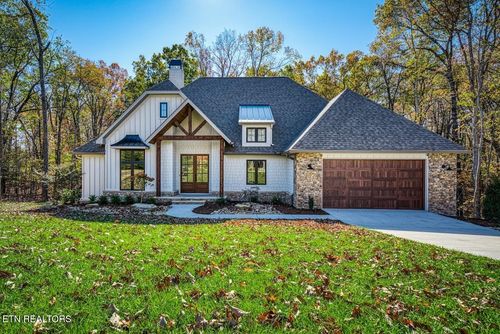 103 Chestnut Ridge Ln, Crossville, TN, 38558-2506 | Card Image