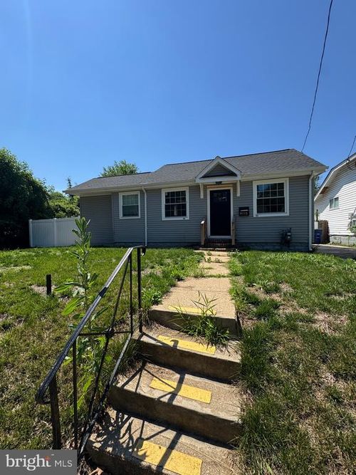 4115 Shepherd St, BRENTWOOD, MD, 20722-1646 | Card Image
