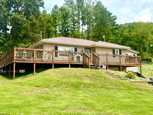 538 Valley Chapel Rd, Weston, WV, 26452-8037 | Card Image