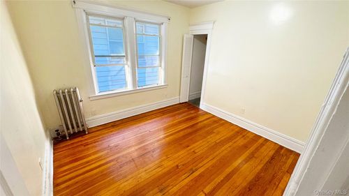 421 S Columbus Ave, Mount Vernon, NY, 10553-1918 | Card Image