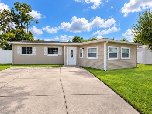 5640 94th Ave N, PINELLAS PARK, FL, 33782-5002 | Card Image