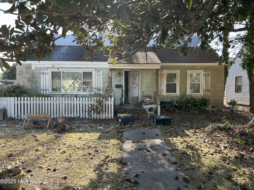 919 Hunnicutt Ave, Elizabeth City, NC, 27909-5331 | Card Image