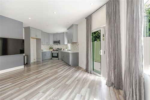 12758 Byron Ave, Granada Hills, CA, 91344-1447 | Card Image