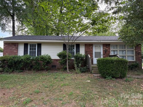 749 Edgerton Dr, Charlotte, NC, 28213-6106 | Card Image