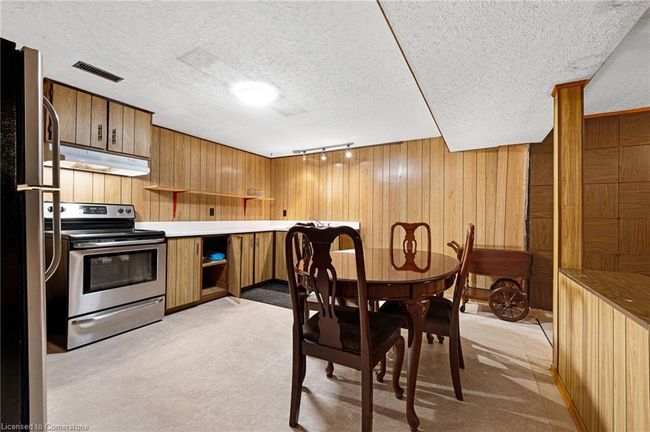 93 Christopher Dr, House other with 3 bedrooms, 2 bathrooms and 3 parking in Cambridge ON | Image 22