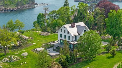 20 Crowninshield Rd, Marblehead, MA, 01945-2629 | Card Image