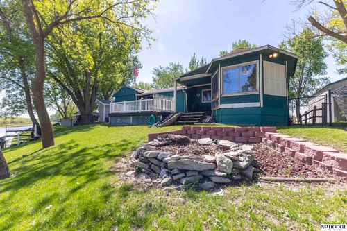 4881 Lake Shore Dr, Tekamah, NE, 68061-4105 | Card Image