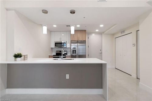 101-26600 Rosewood Pointe Dr, BONITA SPRINGS, FL, 34135 | Card Image