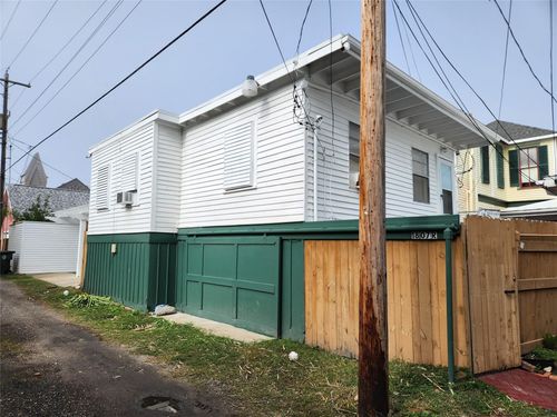 rear-1807 Church Rear St, Galveston, TX, 77550-4888 | Card Image
