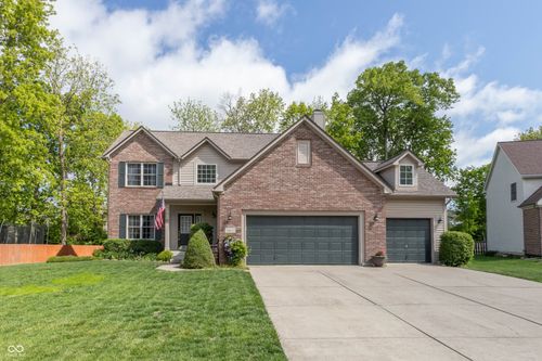 8662 Cyprus Hill Passing, Avon, IN, 46123-8846 | Card Image
