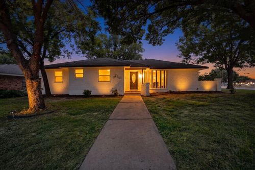 906 Pinedale Ln, Dallas, TX, 75241-1939 | Card Image