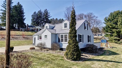 232 Church St Sw, Sugarcreek, OH, 44681-9001 | Card Image