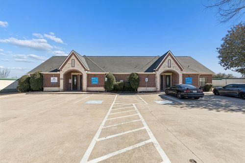 unit-500b-6636 N Riverside Dr, Fort Worth, TX, 76137-6672 | Card Image