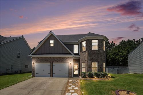 210 Kestrel Cir, Covington, GA, 30014-7652 | Card Image