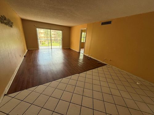 apt-312-6300 S Falls Circle Dr, Lauderhill, FL, 33319-6950 | Card Image