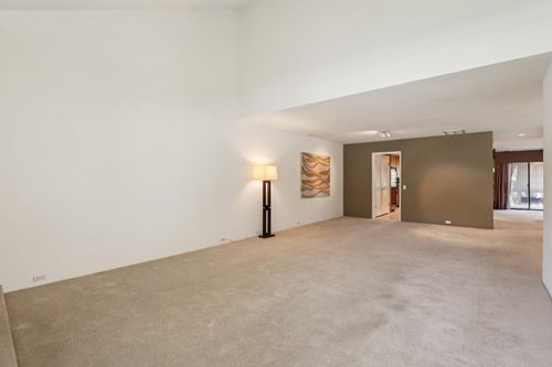 11285 Gold Country Blvd, Gold River, CA, 95670-3030 | Card Image