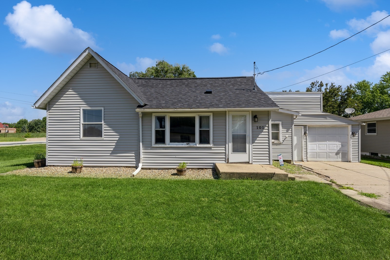 6th St, Grimes, IA 50111
